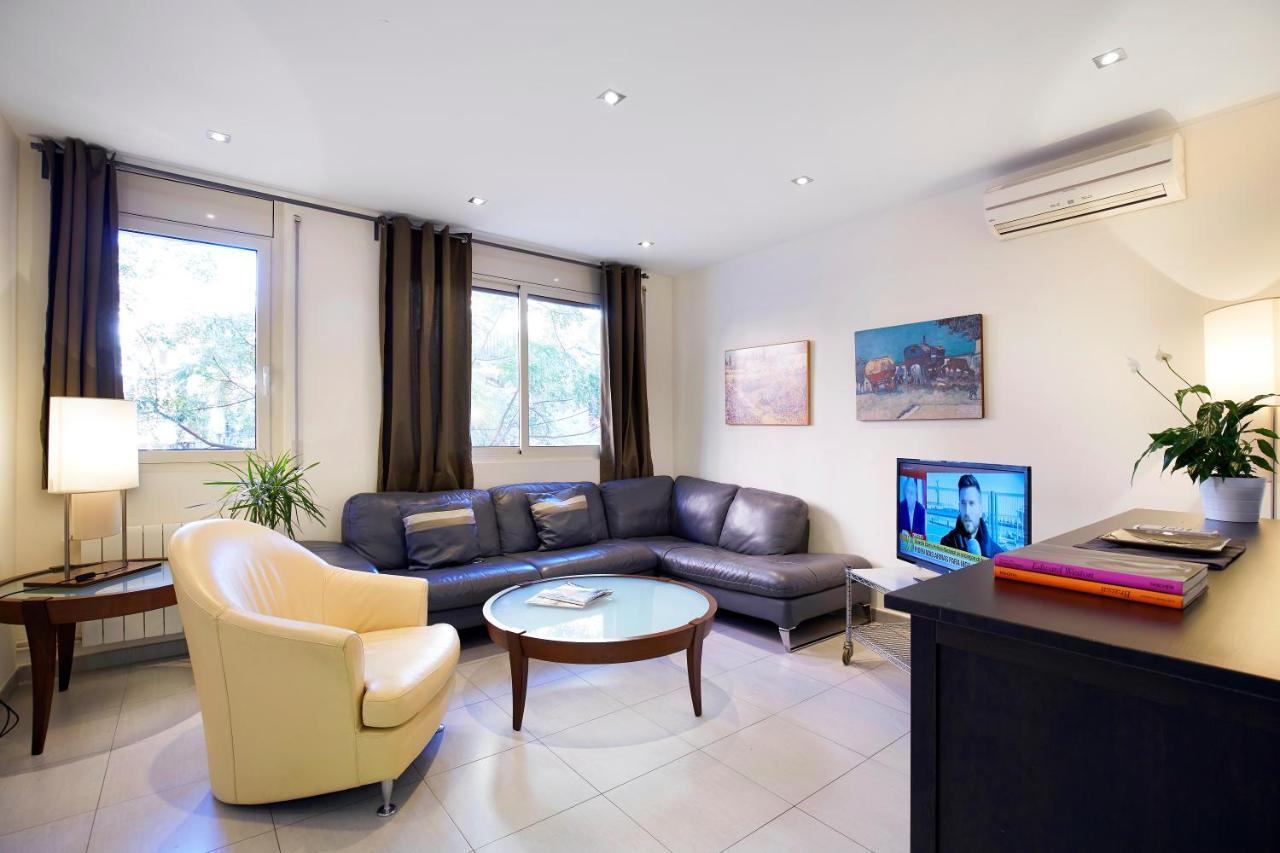 Apartamentos Calvet บาร์เซโลนา ภายนอก รูปภาพ