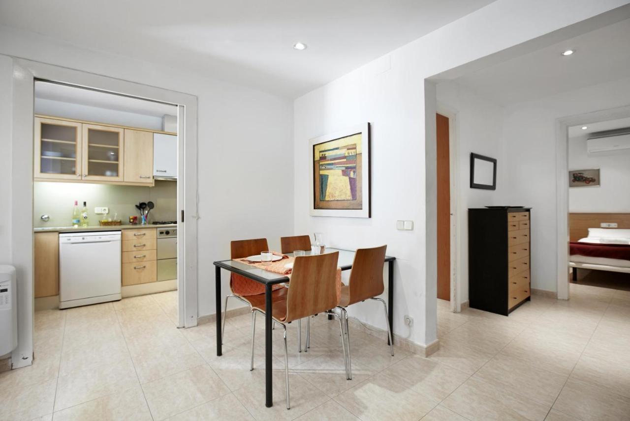 Apartamentos Calvet บาร์เซโลนา ภายนอก รูปภาพ