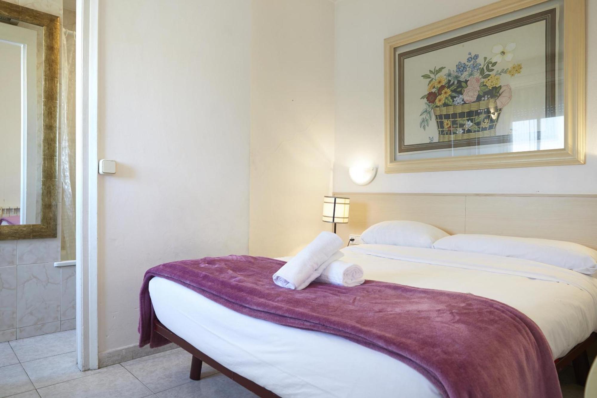 Apartamentos Calvet บาร์เซโลนา ภายนอก รูปภาพ