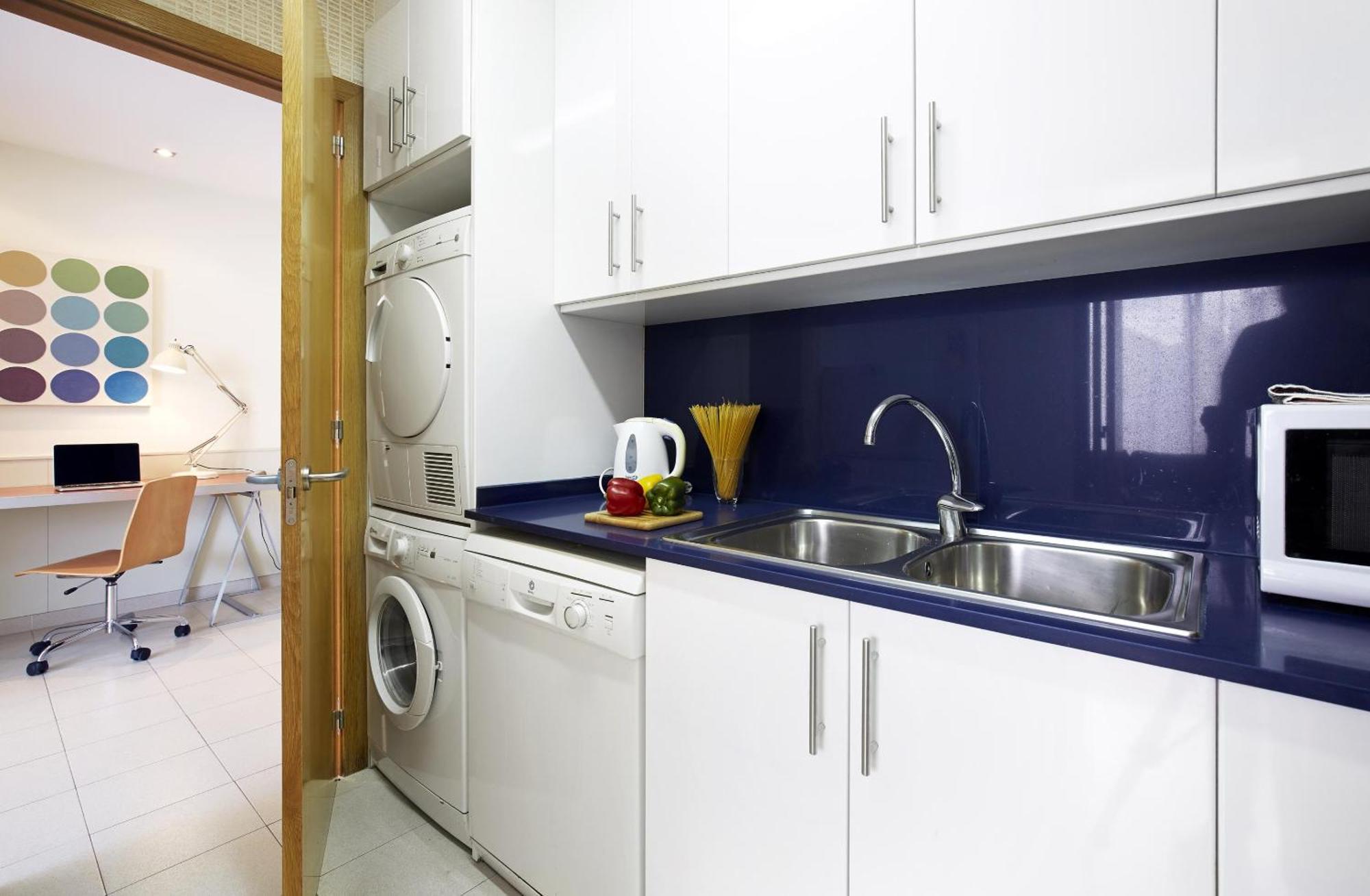 Apartamentos Calvet บาร์เซโลนา ภายนอก รูปภาพ