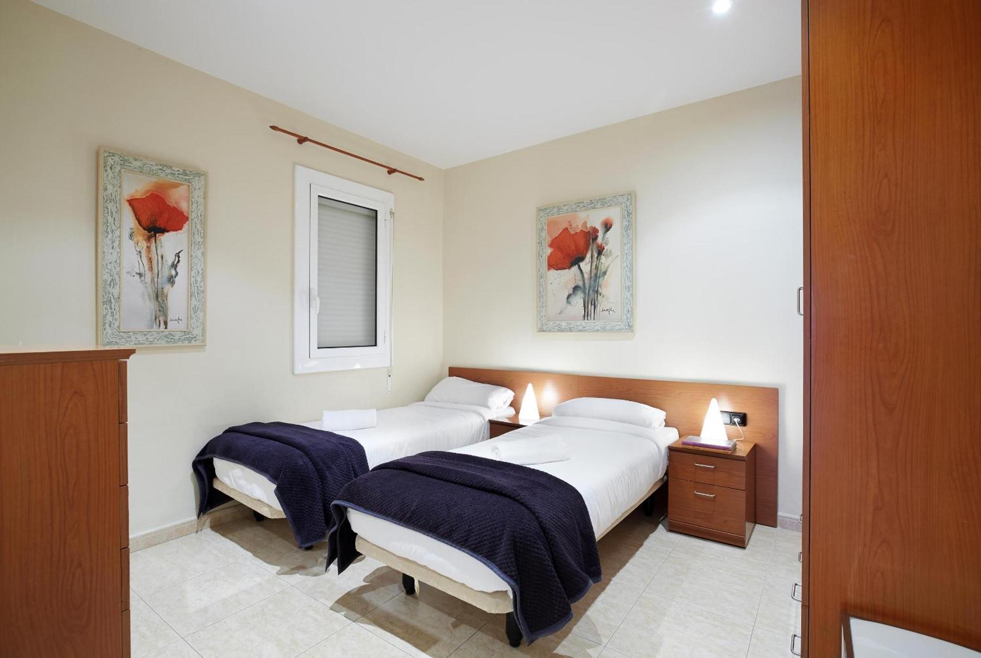 Apartamentos Calvet บาร์เซโลนา ภายนอก รูปภาพ
