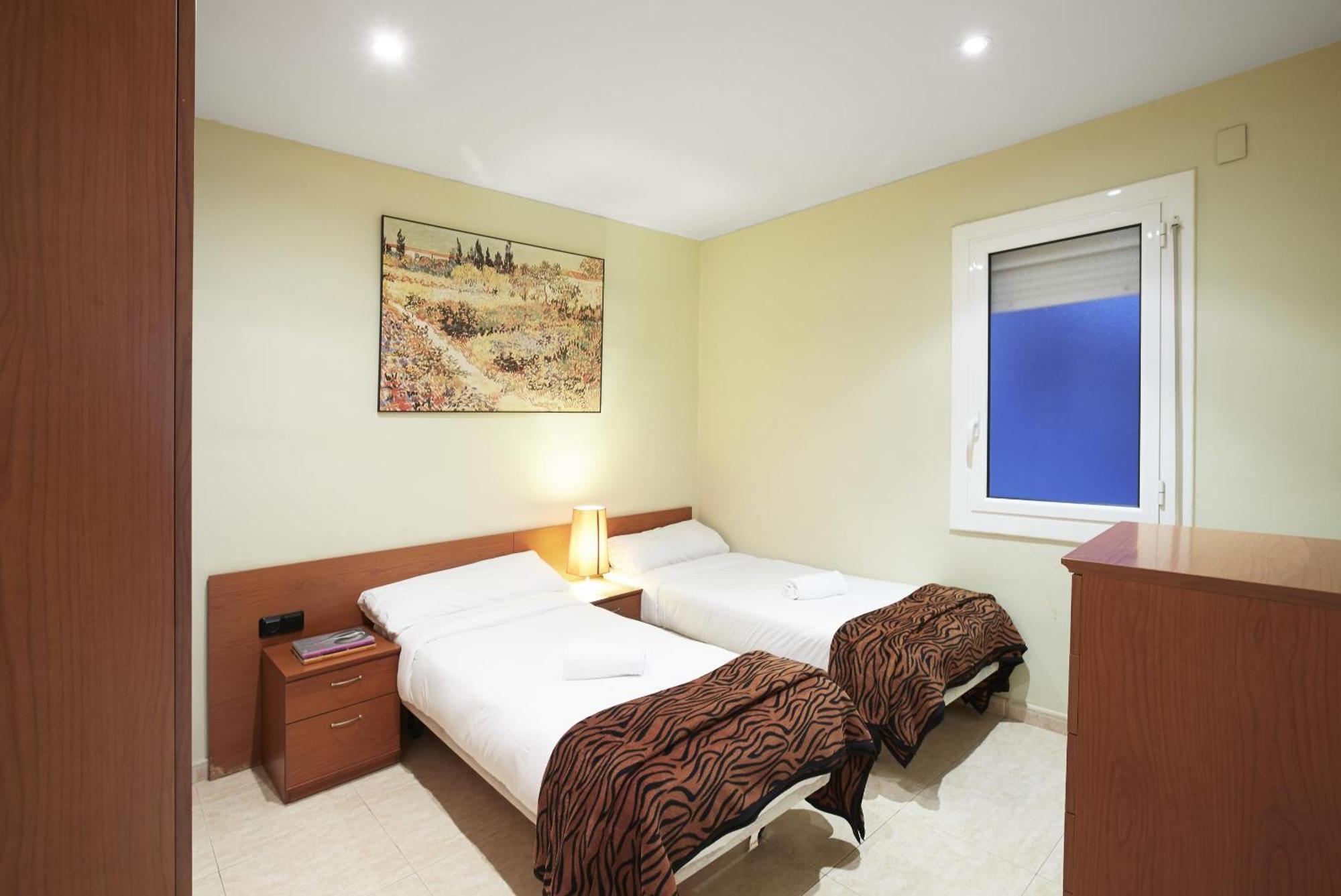 Apartamentos Calvet บาร์เซโลนา ภายนอก รูปภาพ