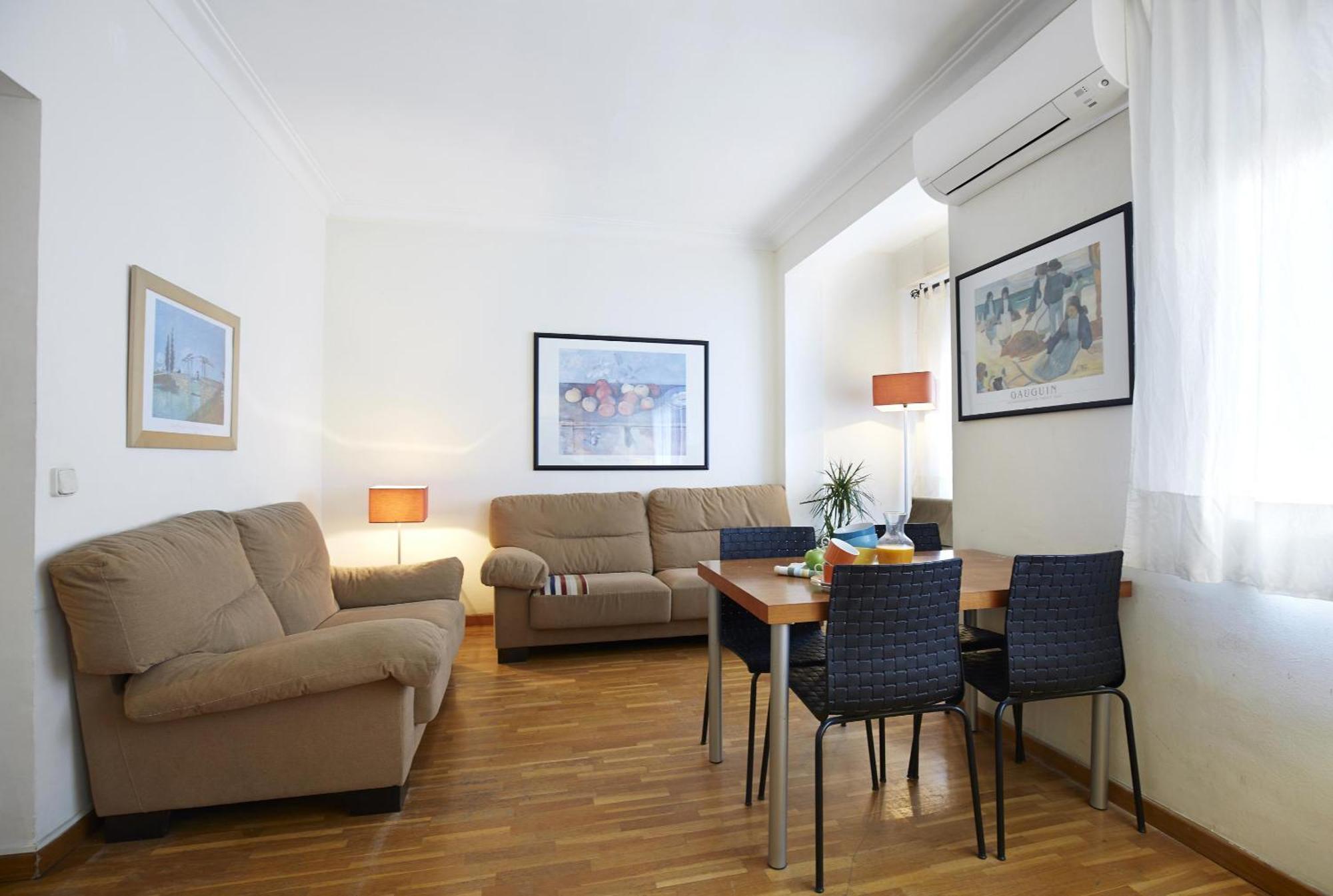 Apartamentos Calvet บาร์เซโลนา ภายนอก รูปภาพ